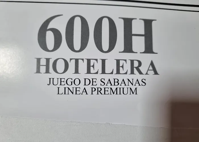 Nuevo, Bellisimo, Confort Y Muy Amplio - 2 Dormitorios, Uno En Suite - 2 Banos Y Pileta !!